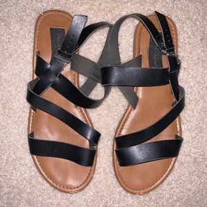 Black Sandals -- 7.5